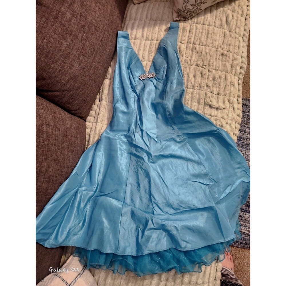 Nick Verreos for Windsor Formal Mini Dress with Pin, Tulle Ruffle Size Small